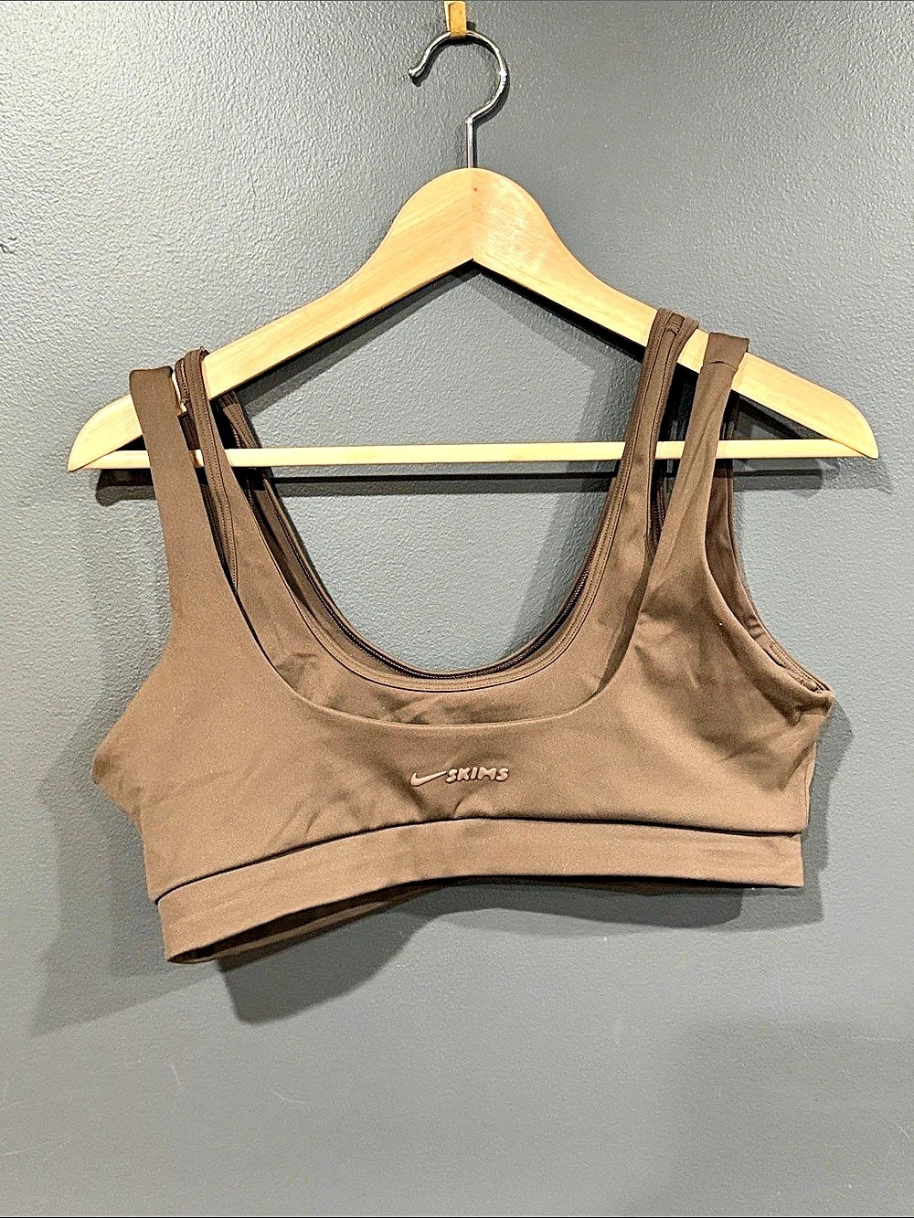 Skims Nike Dri-FIT Sports Bra in Brown Like New